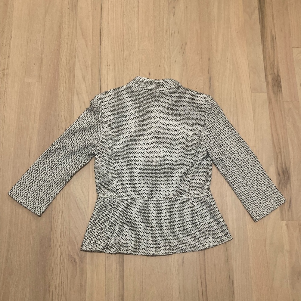ST. JOHN π€ Wool Pattern Blazer - Picture 12 of 16